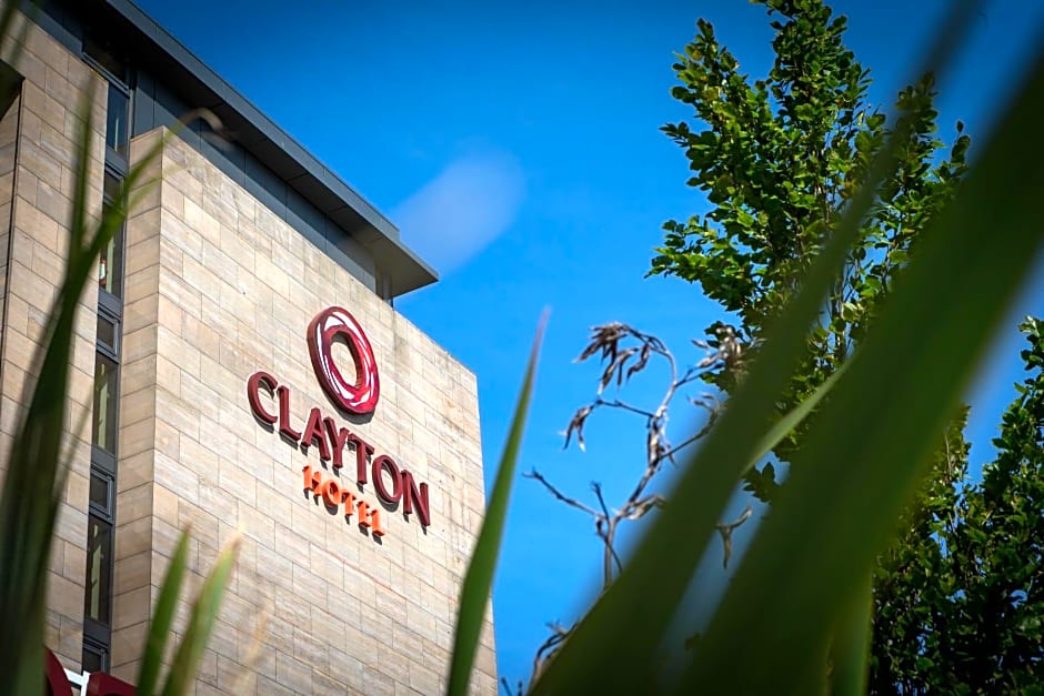 Clayton Hotel, Leeds