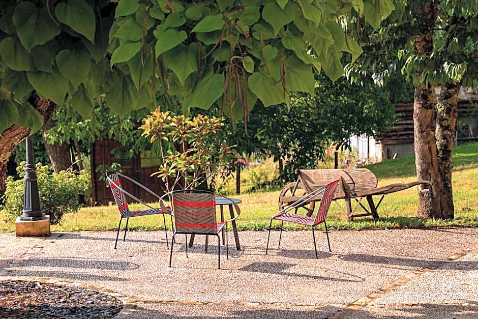 Aux Bories de Marquay, chambres d'hôtes B&B avec piscine et SPA près de Sarlat