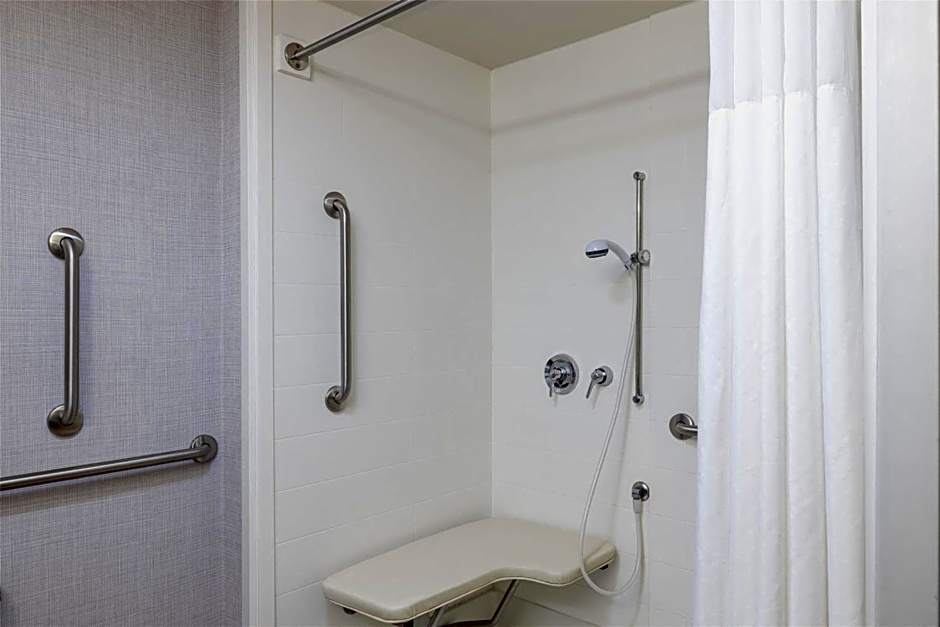 Hampton Inn By Hilton Lewiston/Auburn