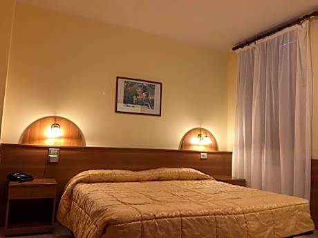 Double or Twin Room with Private Bathroom