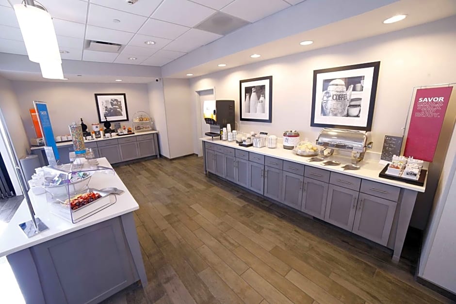 Hampton Inn By Hilton & Suites Forest City