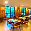 Oasis Plaza Hotel