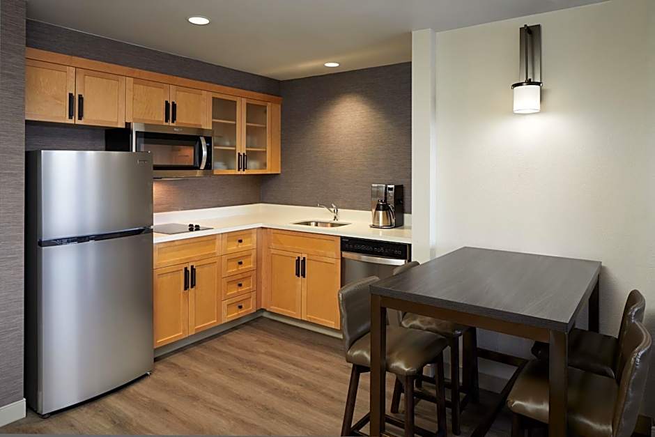 Residence Inn by Marriott Montreal Airport