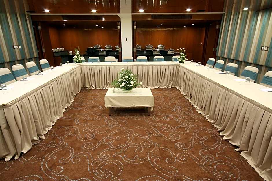 The Elanza Hotel