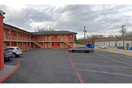 Exclusivo Inn by OYO Grand Prairie, TX