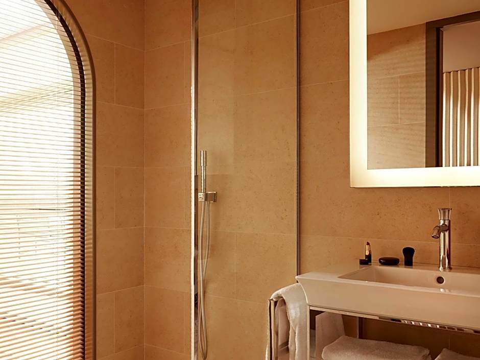 Mondrian Bordeaux Les Carmes