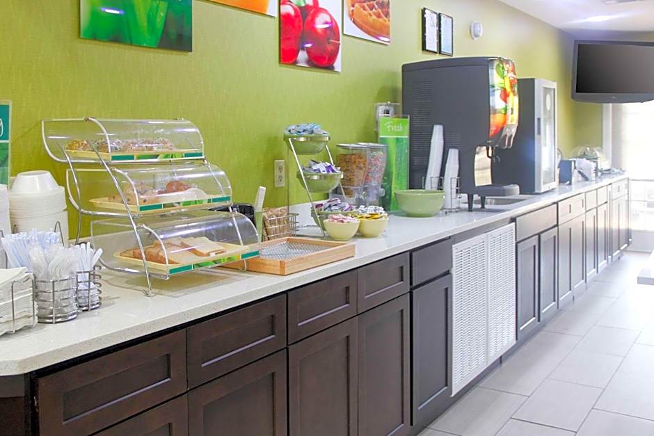 Quality Inn Albertville US 431