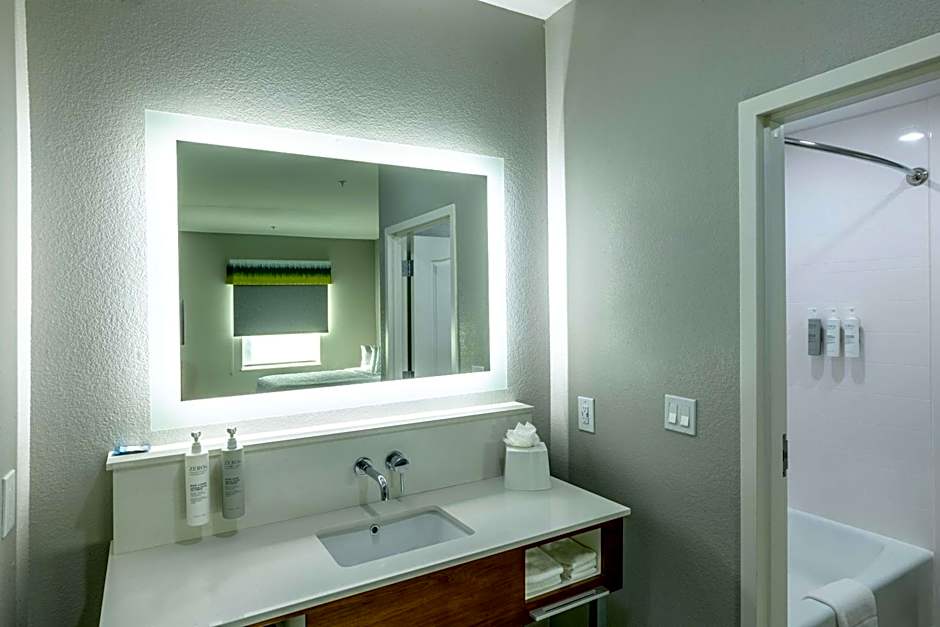 Hampton Inn By Hilton And Suites Cleburn