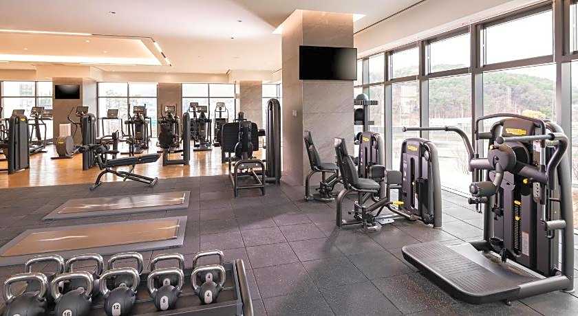 DoubleTree by Hilton Seoul Pangyo Residences