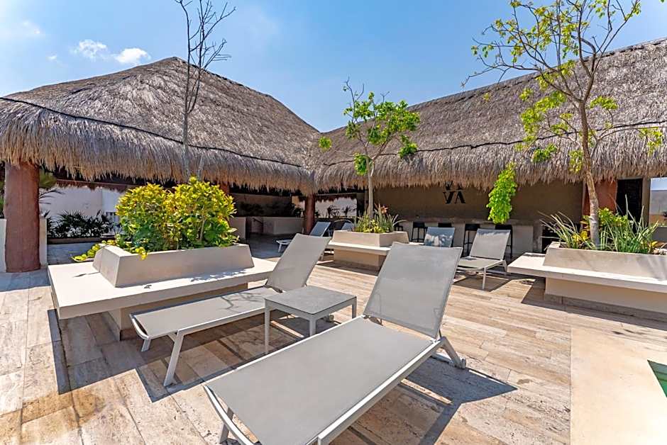 Luxury Apt Gym Jacuzzi WIFI Starlink