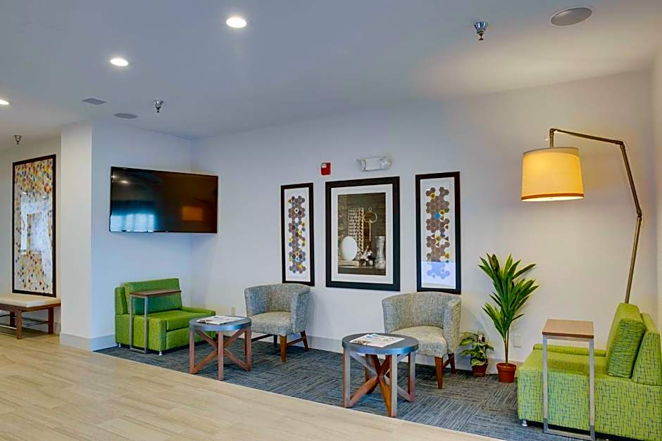 Holiday Inn Express Hotel & Suites Oklahoma City-Bethany By IHG
