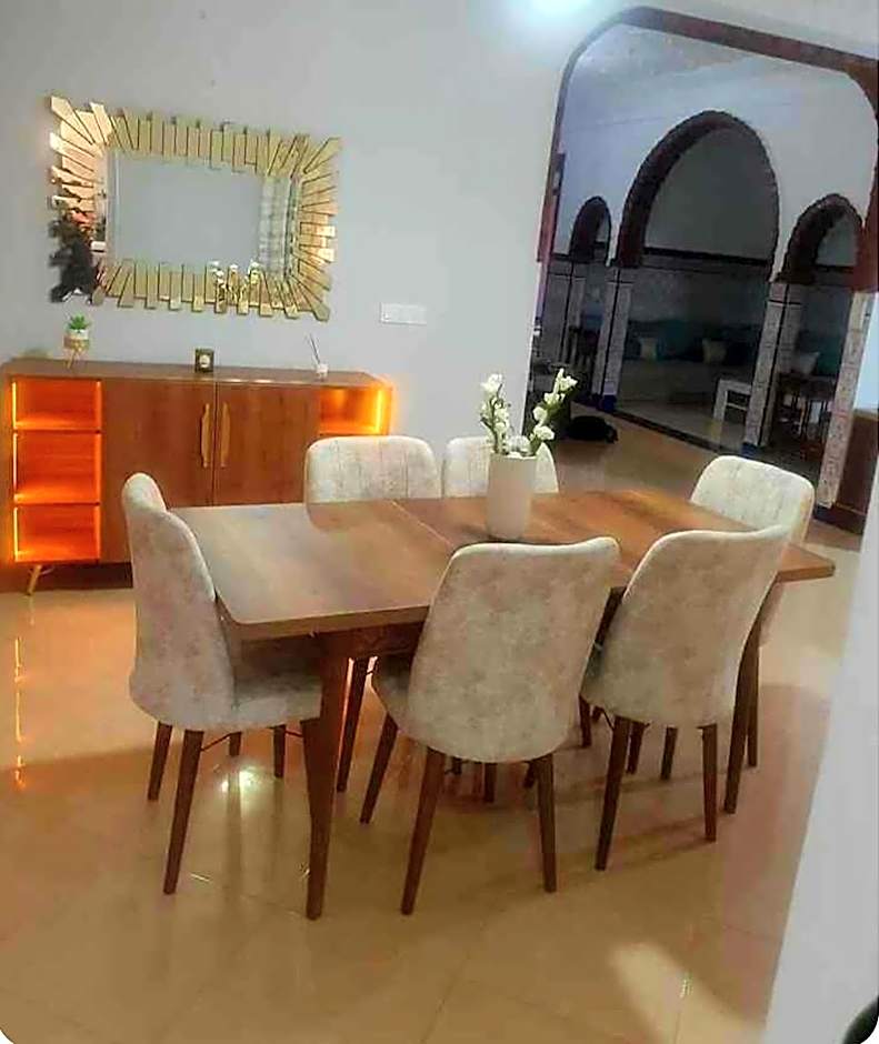 Fnideq Elegant, Familia, Bienestar y mercado