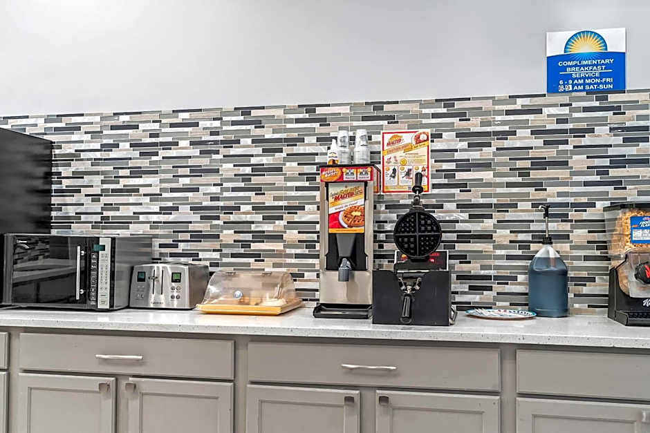 Days Inn by Wyndham Simpsonville