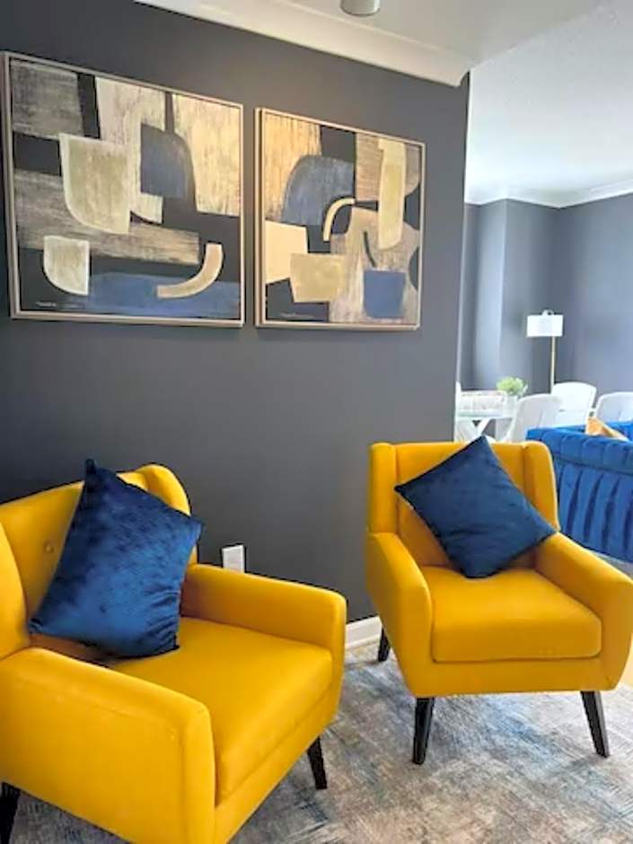 Elegant King Suite Metro DC