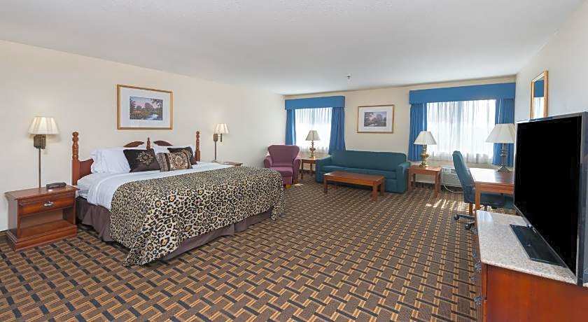 Baymont by Wyndham Osage Beach