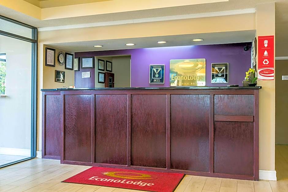 Econo Lodge Stockbridge