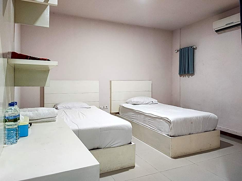 RedDoorz @ Arafah Hotel 2 Sungai Penuh Kerinci