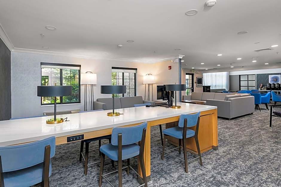 Staybridge Suites Madison - East By IHG