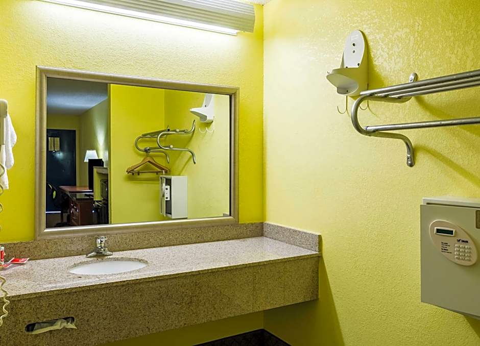 Econo Lodge Picayune