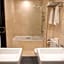 May Ramblas Hotel