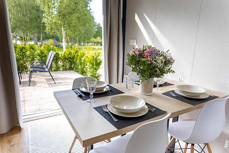 Beztroska Zatoka - ośrodek wypoczynkowy Jacuzzi & Sauna