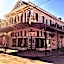 Royal Street Inn & Bar