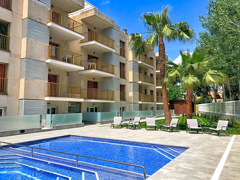 Apartamentos Pins Marina Cambrils
