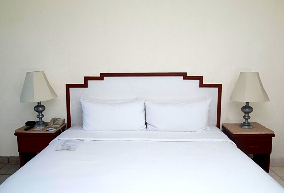 Emporio Ixtapa - with Optional All Inclusive