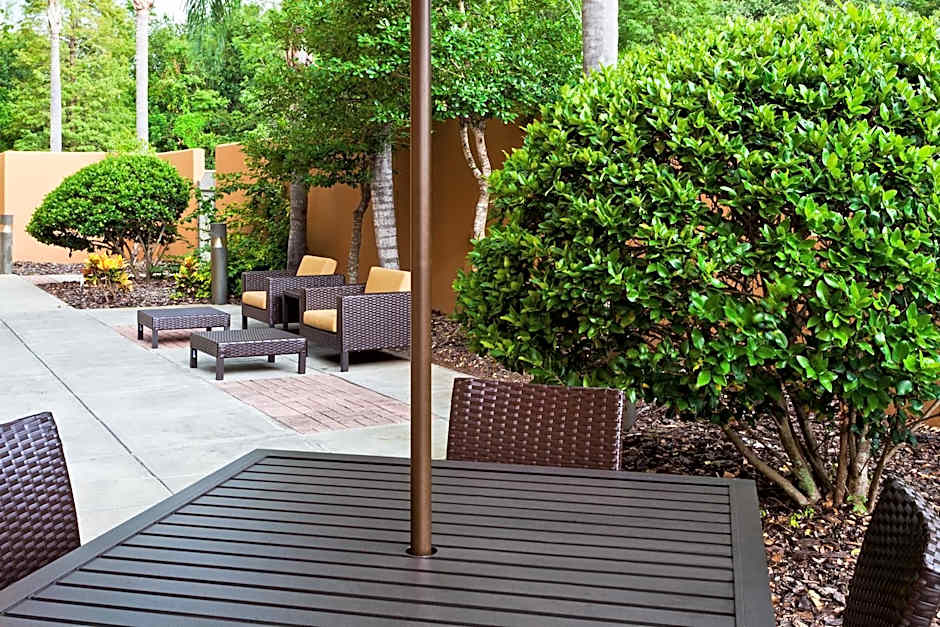 Courtyard by Marriott Tampa Brandon