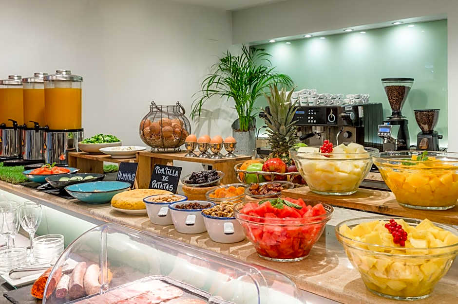 Aparthotel Mariano Cubi