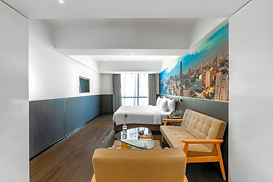 Galleria 12 Sukhumvit Bangkok By Compass Hospitality