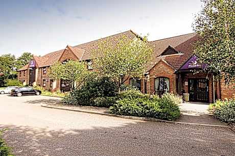 Premier Inn Bridgend - M4 J35