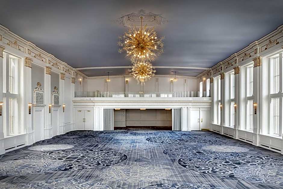 The Omni King Edward Hotel