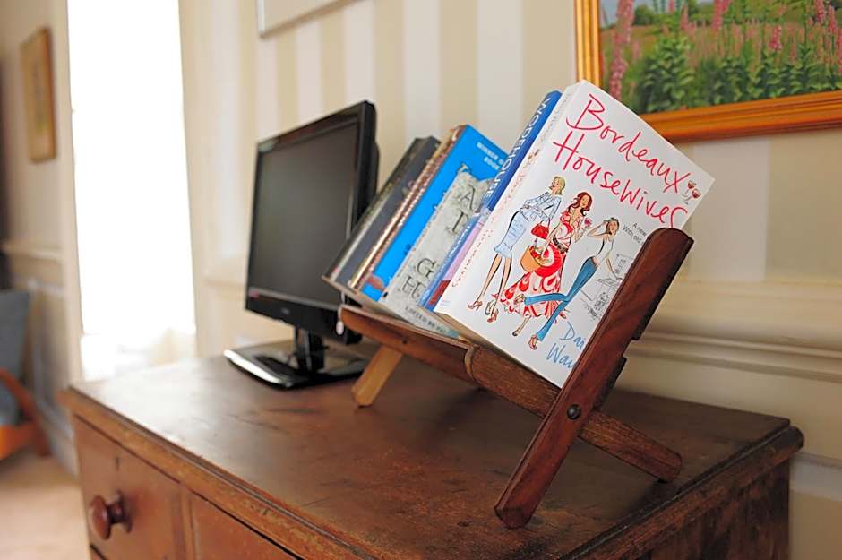 Kelly House Country B&B