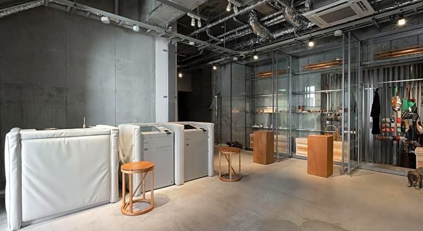 TSUGU Kyoto Sanjo by THE SHARE HOTELS