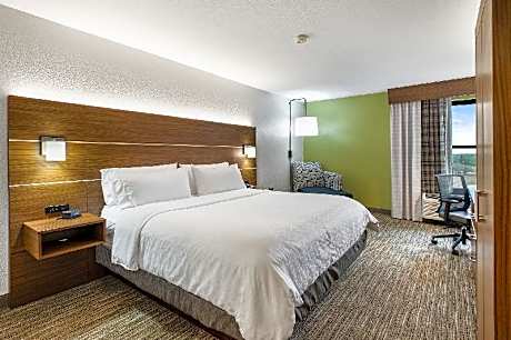 1 King Bed Standard