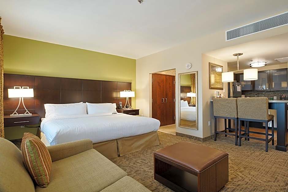 Staybridge Suites Chihuahua By IHG