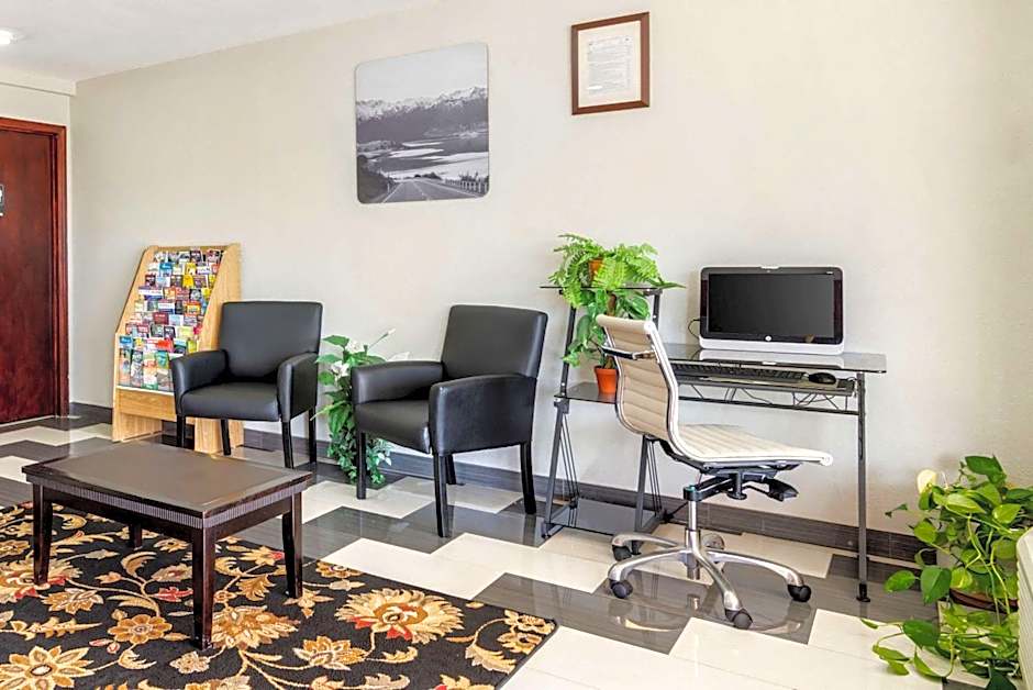 Quality Inn Acworth North