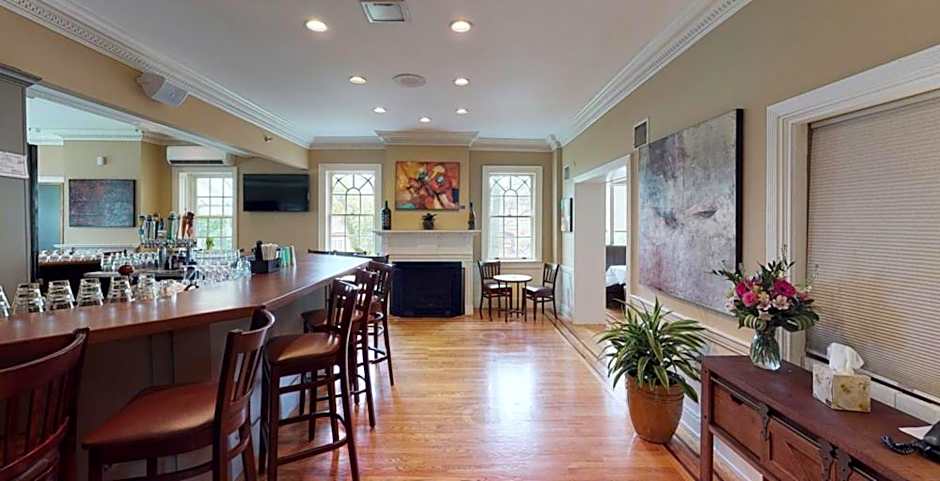 Simsbury 1820 House