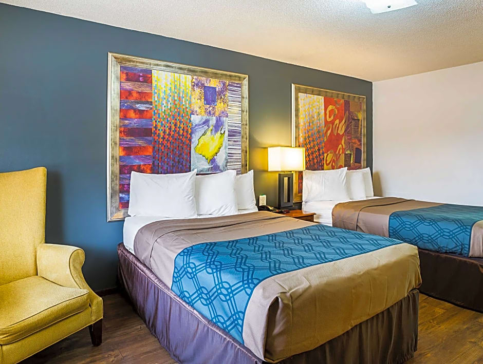 Econo Lodge Waupaca