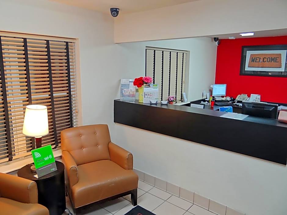 Extended Stay America Select Suites - Durham - University