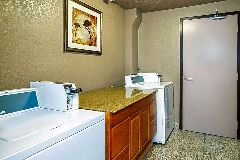 Quality Inn and Suites