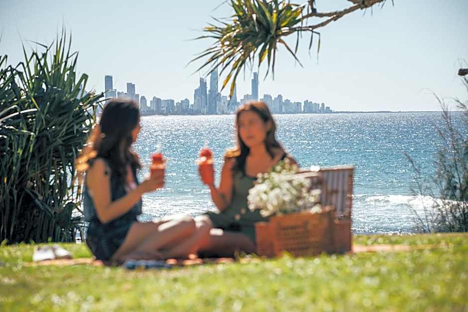 Kirra Surf Apartments