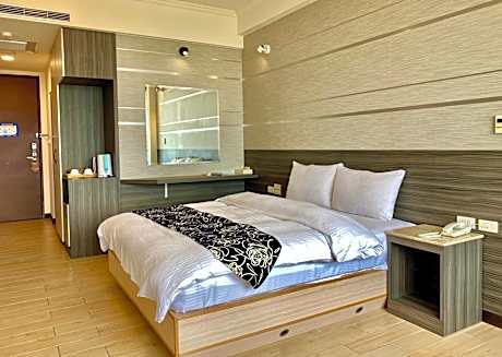 Triple Room with Lake View