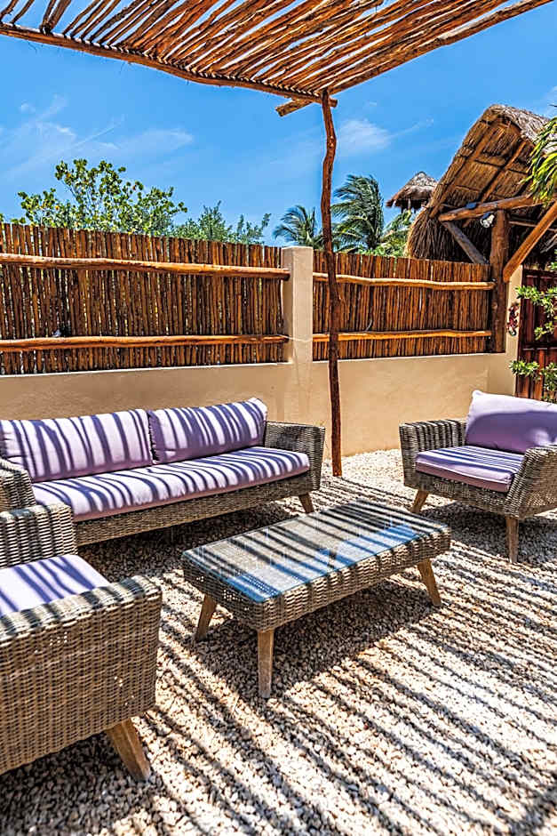 Atenea Holbox