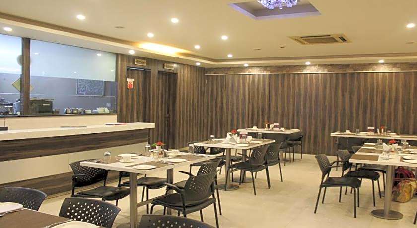 Di Di Hotel Alambagh