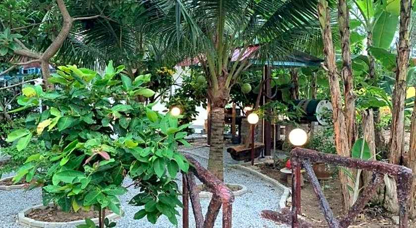 VILLA D' KEBUN WITH FREE FRUITS