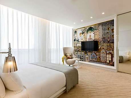 Signature Room – Twin, 2 Queen Beds