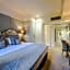 Coach & Horses Hotel