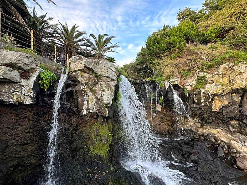 Slow Citi Guest House